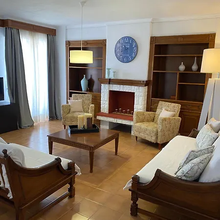 Korali Apartman *